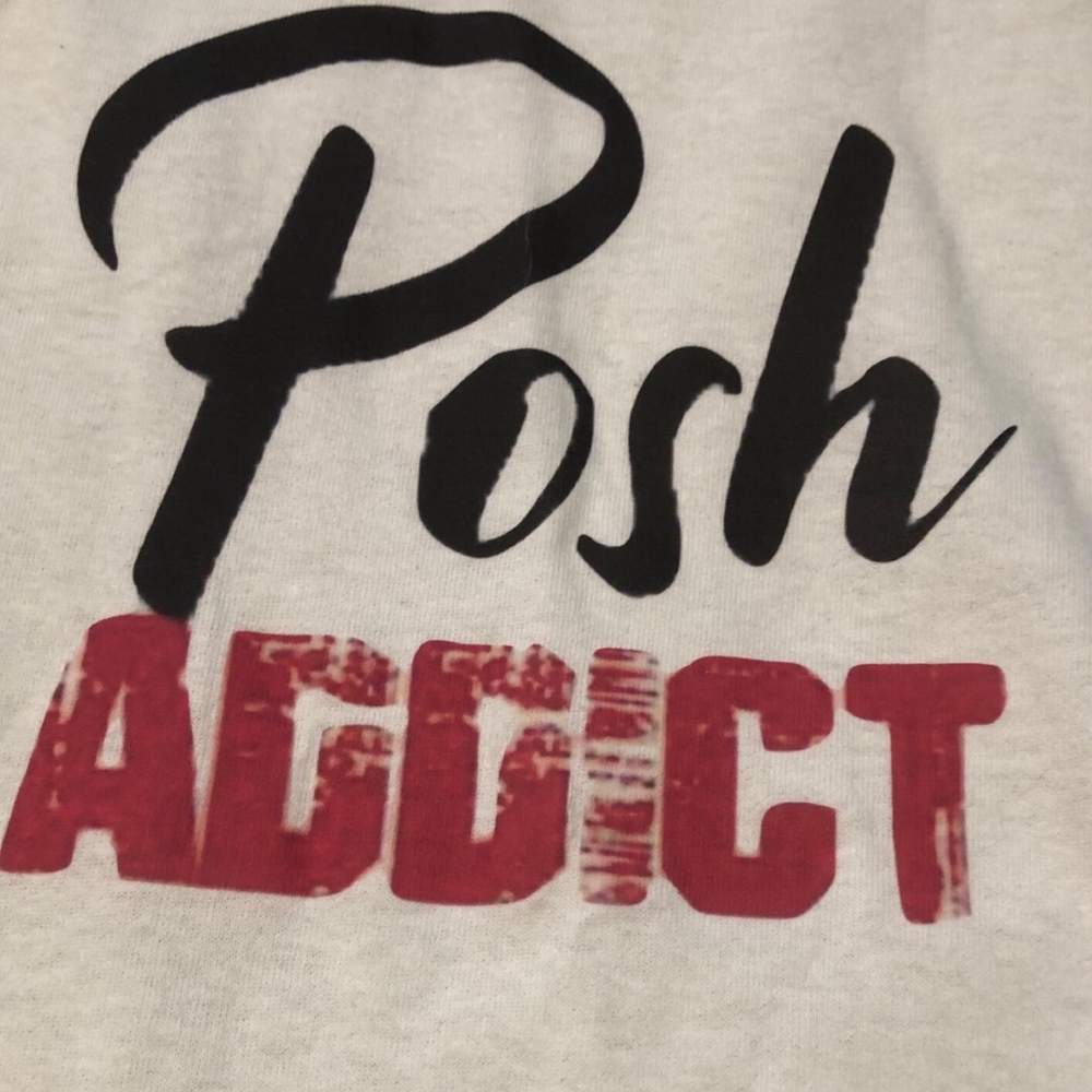 Posh Addict Graphic Gildan T-shirt Size L White